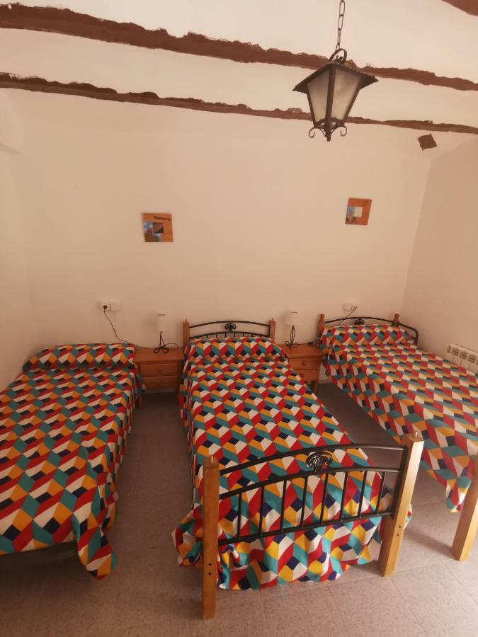 Casa Rural Y Albergue Tormon Exteriör bild