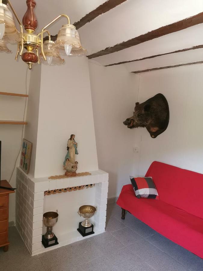 Casa Rural Y Albergue Tormon Exteriör bild